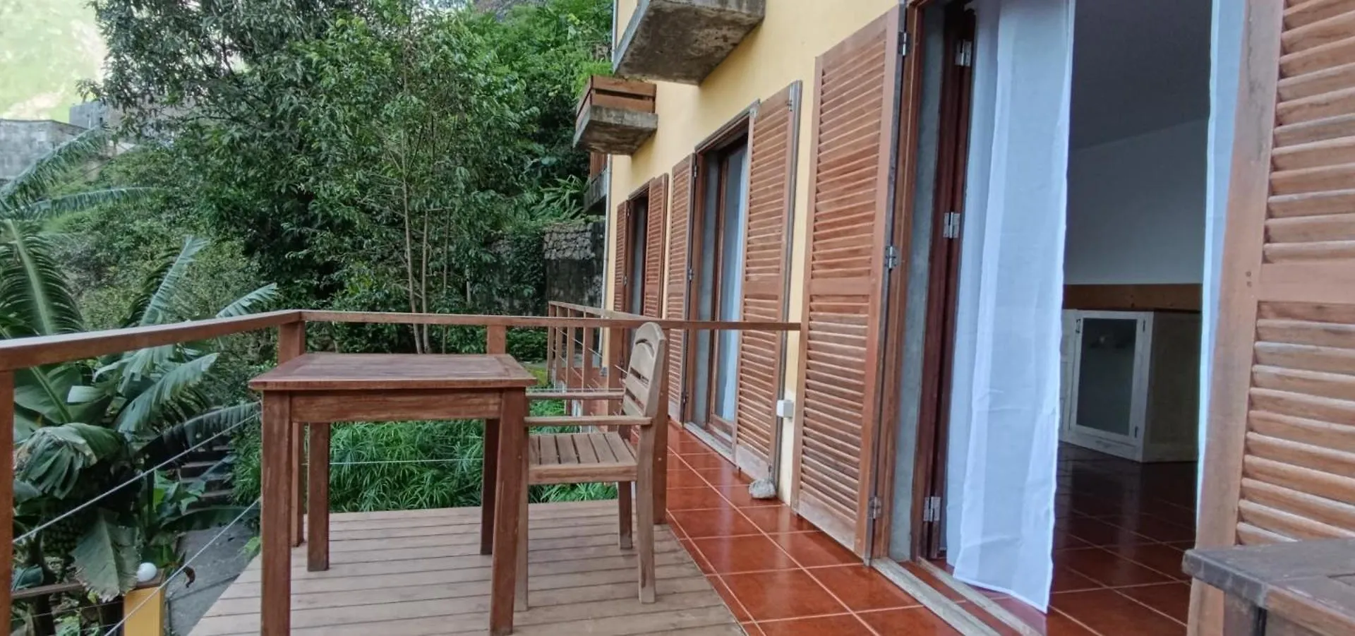 *** Alojamento de Acomodação e Pequeno-almoço Casa Cavoquinho Acomodação com café da manhã Paul Cabo Verde